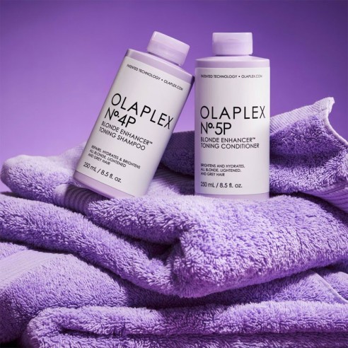 Packung Olaplex Shampoo Nr. 4P 250 ml + Olaplex Conditioner Nr. 5P 250 ml -Haarpflegepakete -Olaplex