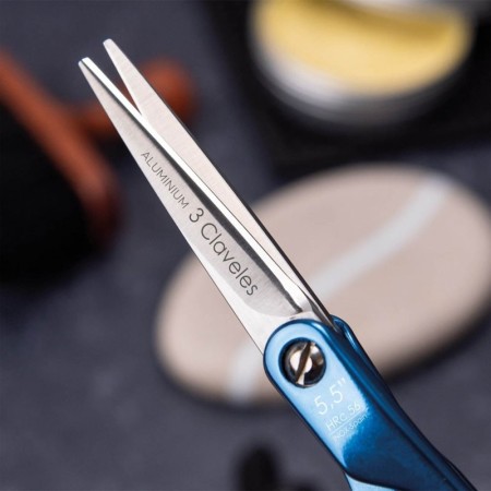 Dur 5.5" Blue Hairdressing Scissors -Hairdressing scissors and razors -3 Claveles 2