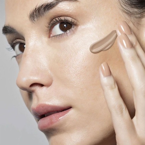 Crema Hidratante con color y Ácido Hialurónico Levissime 50ml -Cremas y serums -Levissime