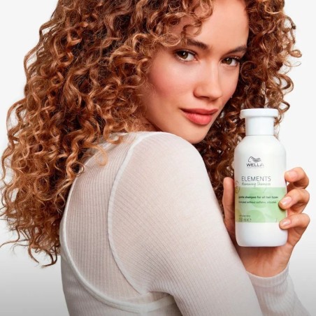 Shampoo Renovador Wella Elements 250ml -Shampoos -Wella